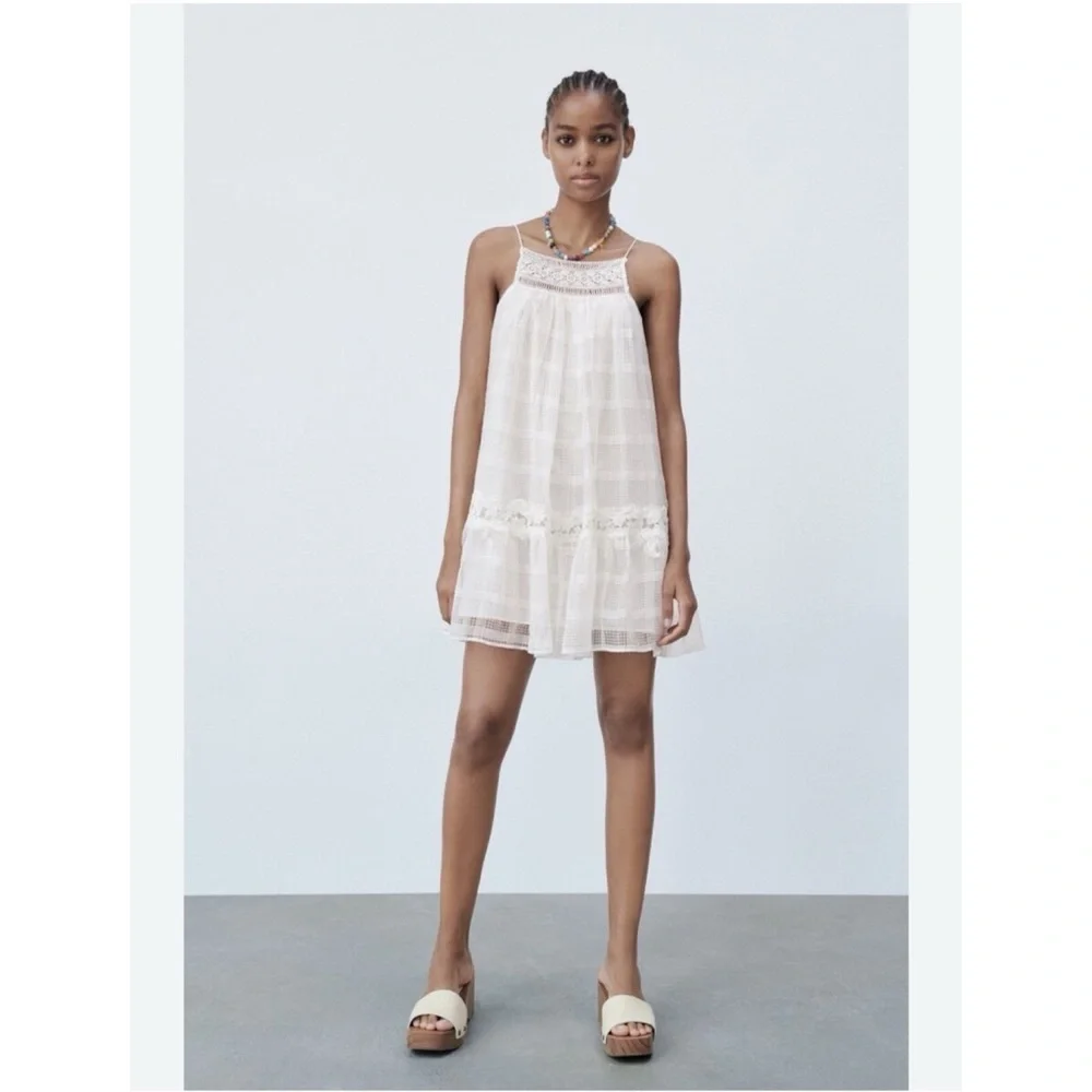 Zara Women's Off White Babydoll Tiered Lace Mini Dress NWT M #1071 - Picture 3 of 9